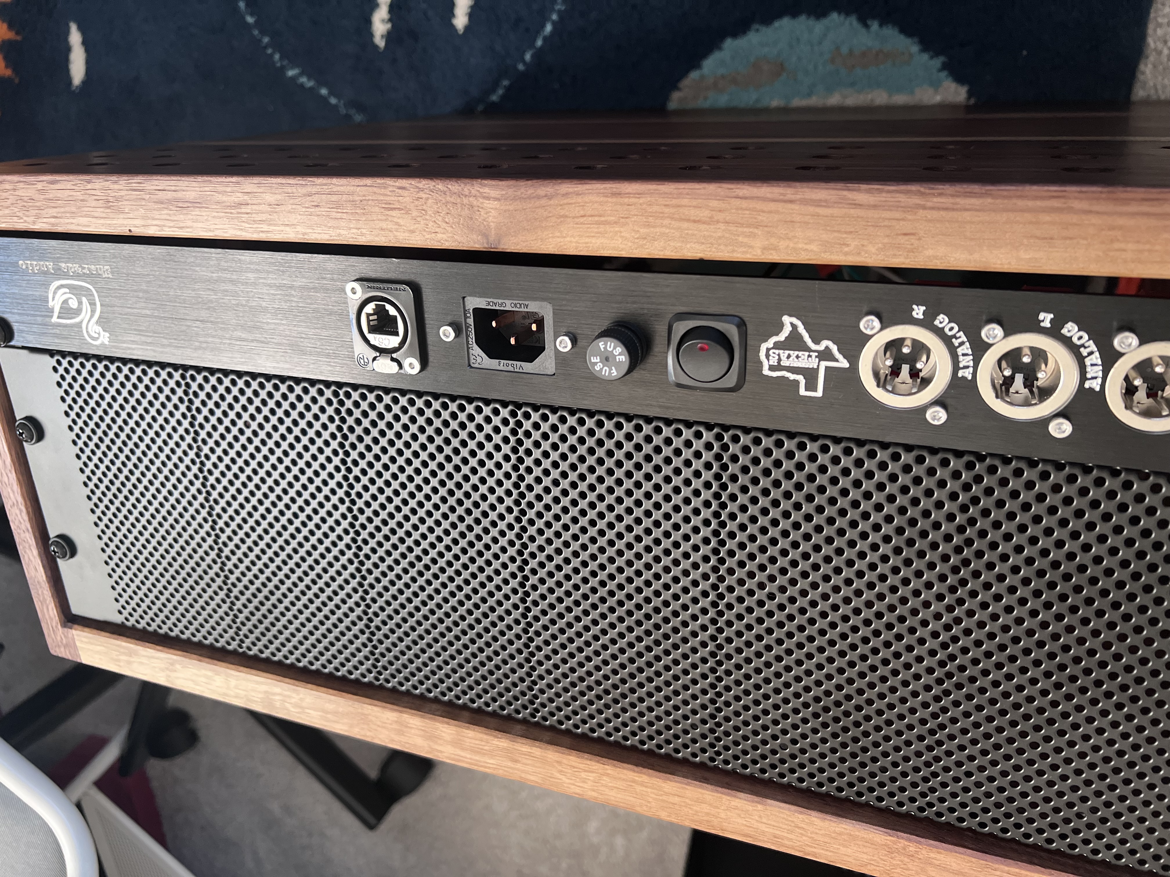 AES FPGA Streamer & DAC back panel