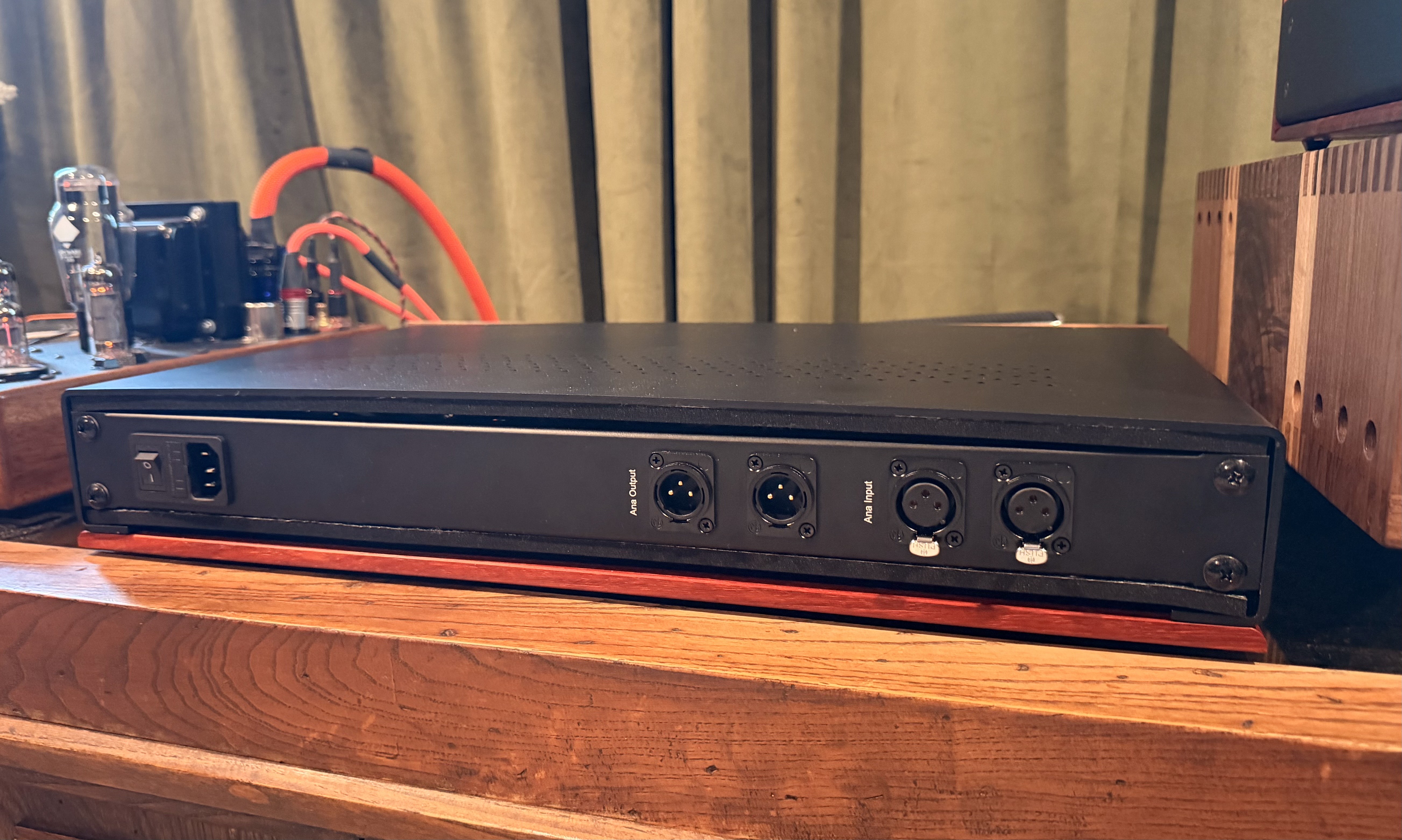 Attenuator rear panel view